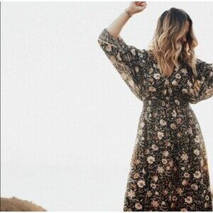 Carly Jean 'Auden' Boho Floral Maxi Dress With Sparkle Sz M